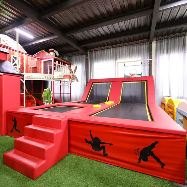 Customized Made Trampoline Indoor Trampoline Park Equipment with CE/ASTM/TUV/GS Certificates